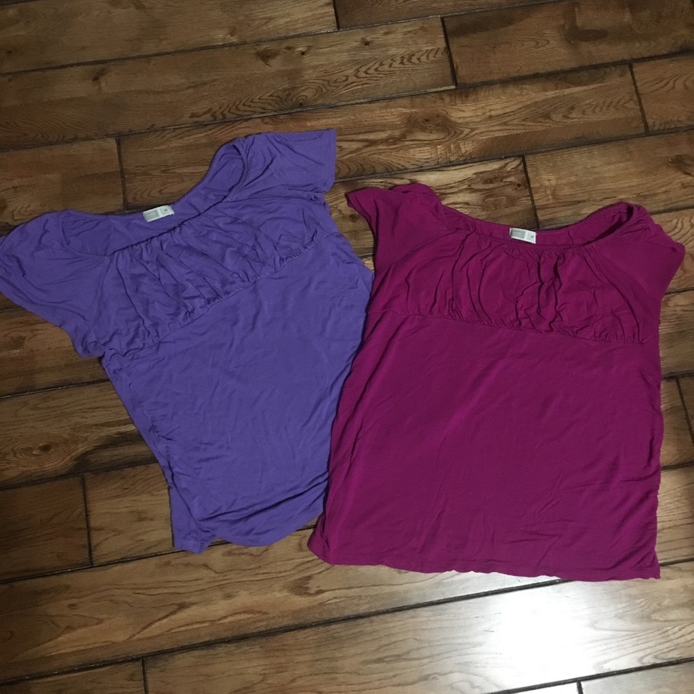 Two Old Navy maternity tops size medium